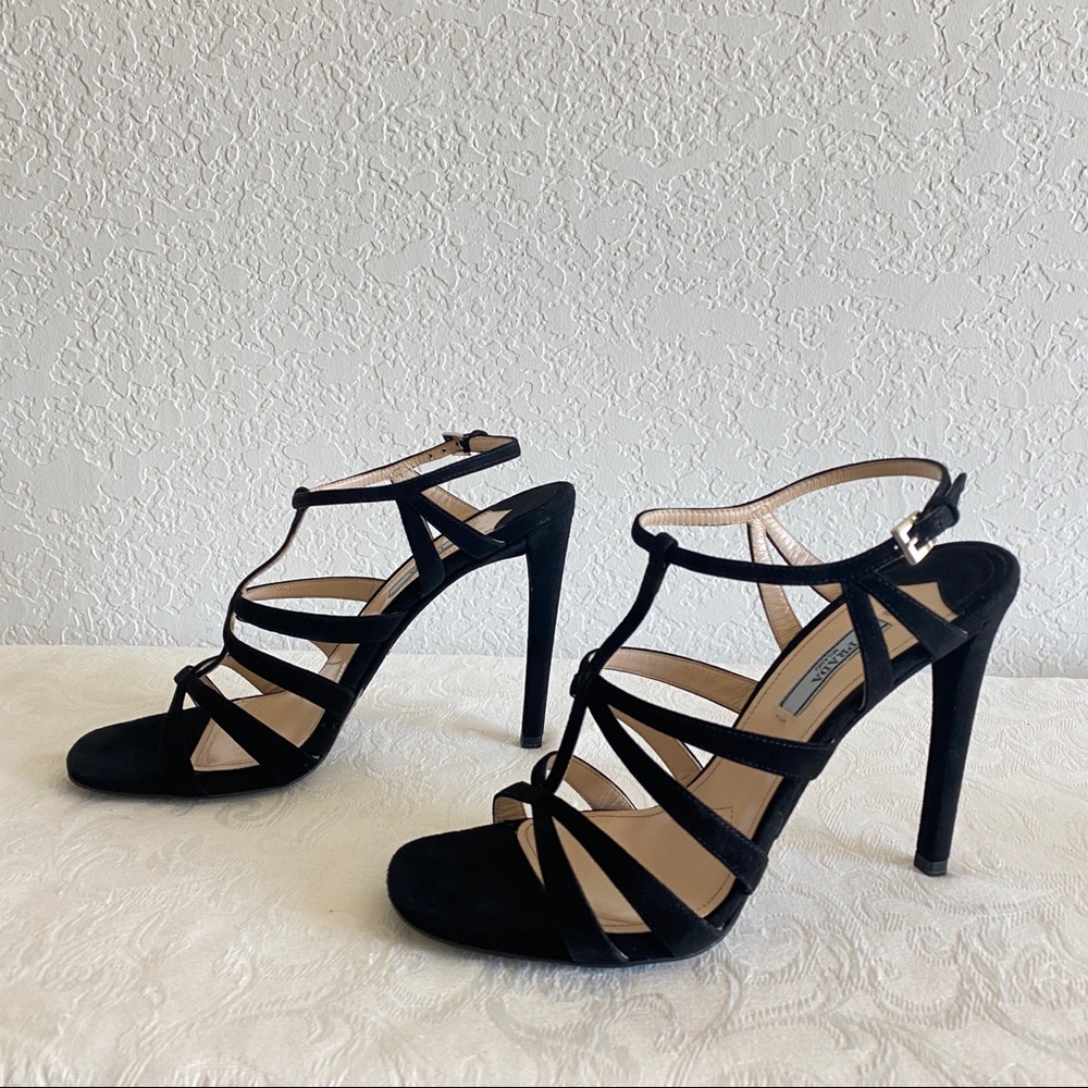 Prada blacks crisscross strap suede sandals - Picture 5 of 13